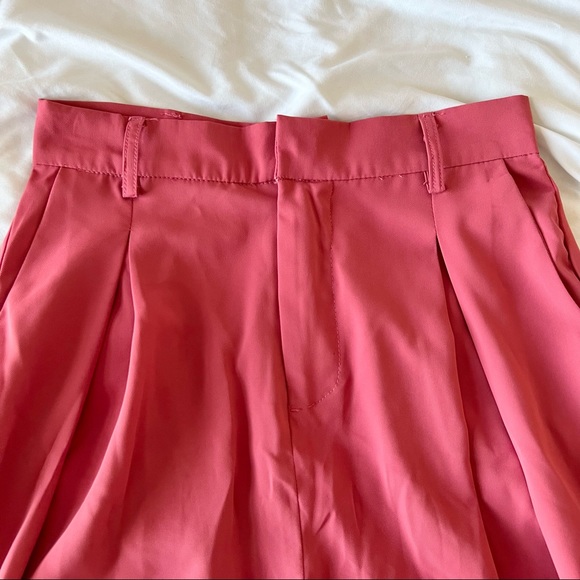 {SOLD} Heartbreak Longline Tailored Shorts - Picture 5 of 7